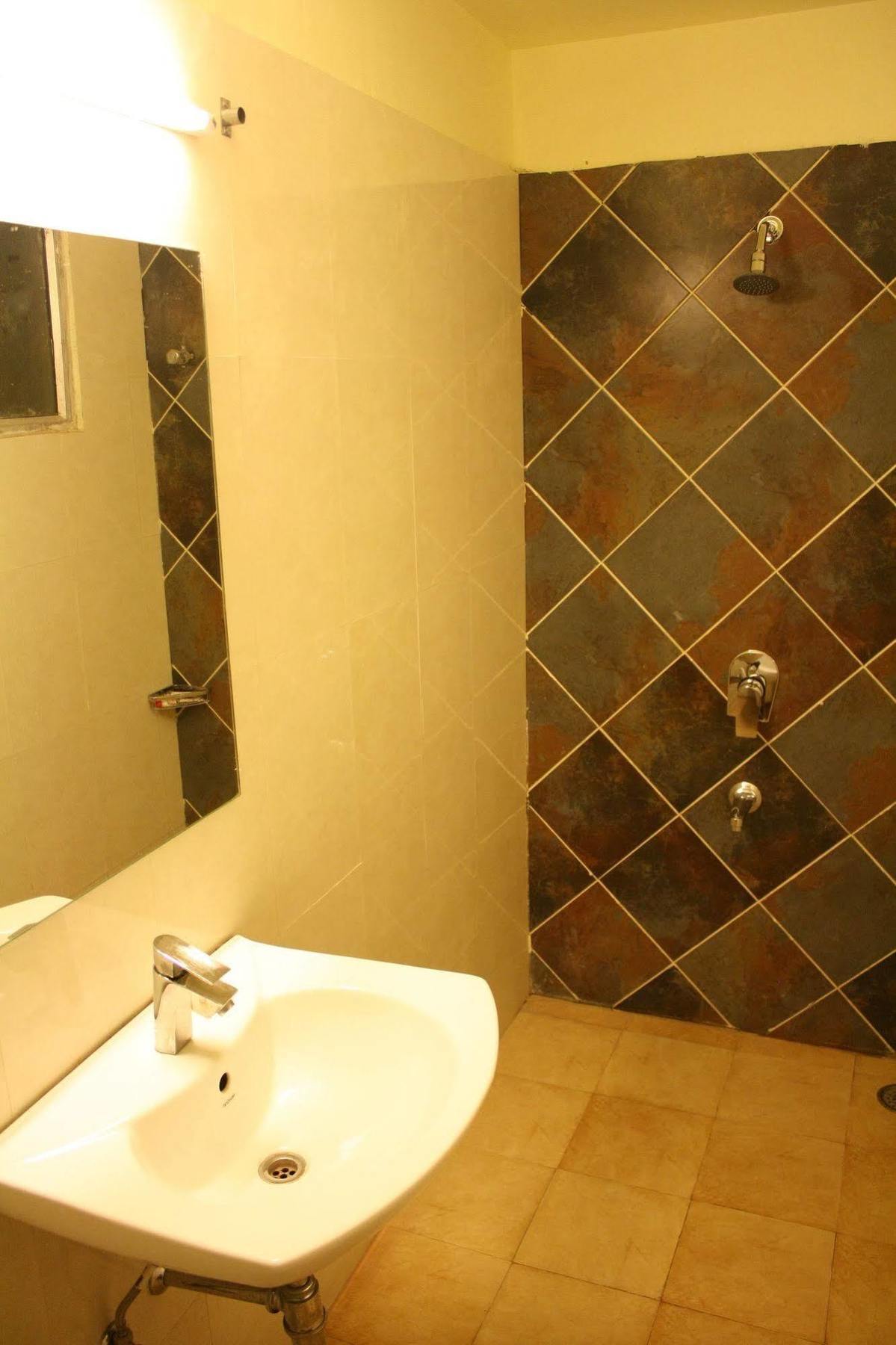 Hotel Shalimar Jaipur Ngoại thất bức ảnh