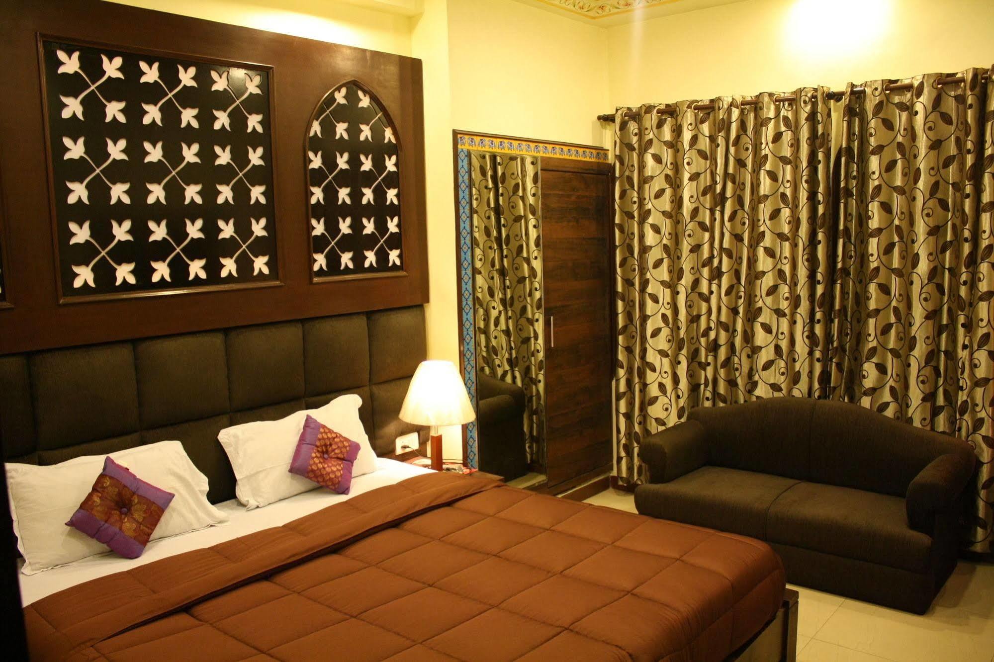 Hotel Shalimar Jaipur Ngoại thất bức ảnh