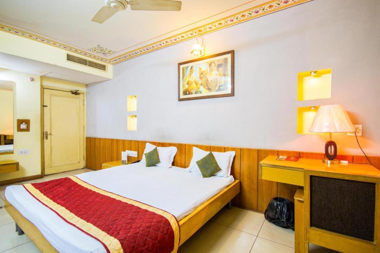 Hotel Shalimar Jaipur Ngoại thất bức ảnh
